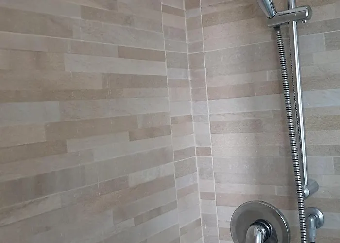 Ganaj - Corso Italia 89 - Bed & Breakfast