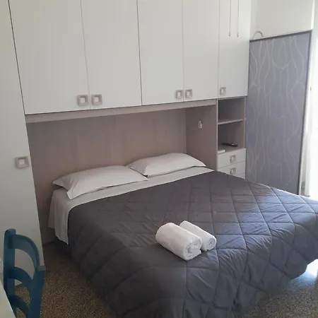 Ganaj - Corso Italia 89 - Bed & Breakfast