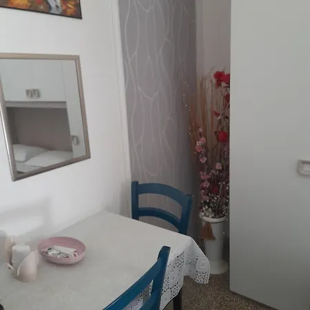 Ganaj - Corso Italia 89 - Bed & Breakfast 3*