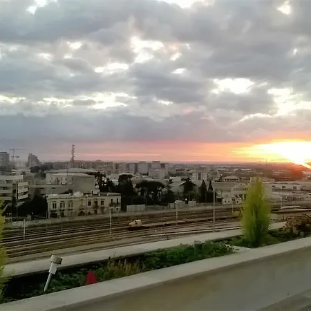 Bed and Breakfast Ganaj - Corso Italia 89 - 3*