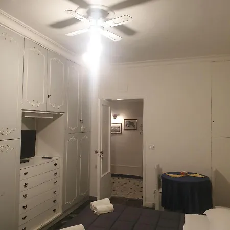 Ganaj - Corso Italia 89 - Bed and Breakfast Μπάρι